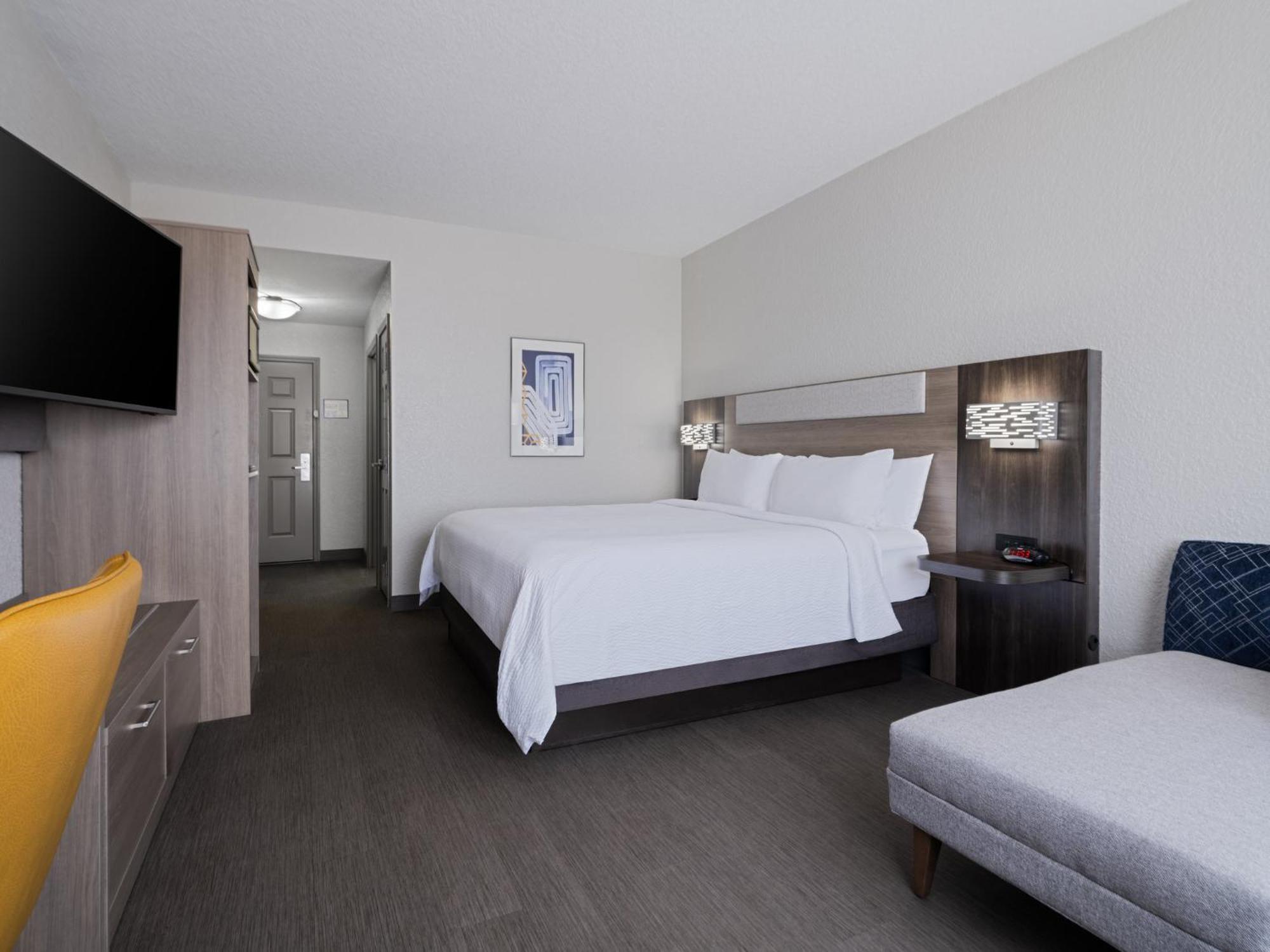 Holiday Inn Express & Suites Lakeland North I-4 By Ihg Exterior foto