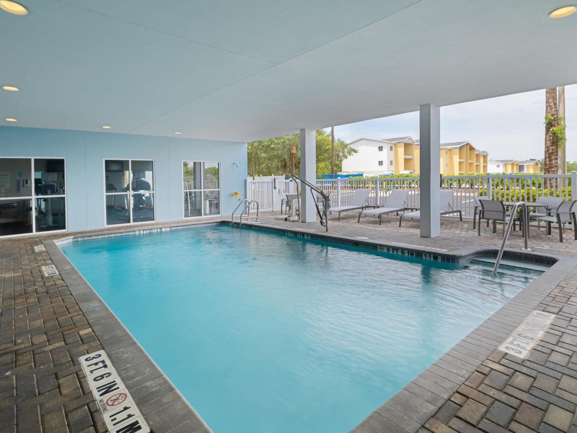 Holiday Inn Express & Suites Lakeland North I-4 By Ihg Exterior foto